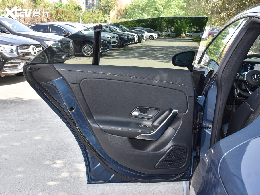 2022��YCLA �Ŀ� CLA 260 4MATIC