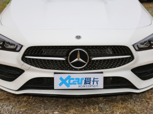 2022款CLA 200 4MATIC 中网