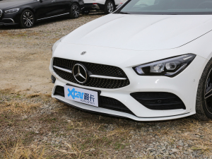 2022CLA 200 4MATIC ^