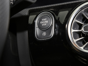 2022��CLA 200 4MATIC �п؅^(q��)