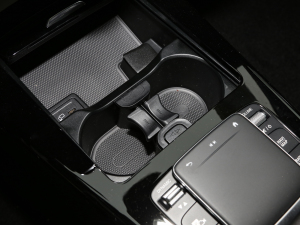 2022CLA 200 4MATIC ǰű