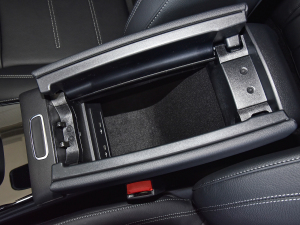 2022Ŀ CLA 260 4MATIC g