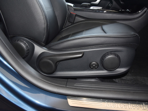 2022Ŀ CLA 260 4MATIC g