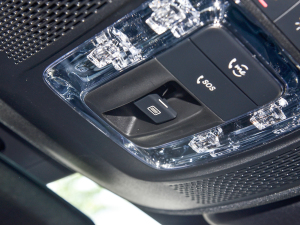 2022��Ŀ� CLA 260 4MATIC �п؅^