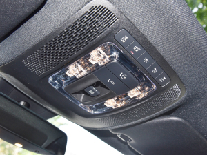 2022��Ŀ� CLA 260 4MATIC �п؅^