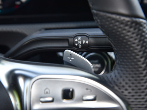 2022��Ŀ� CLA 260 4MATIC �п؅^