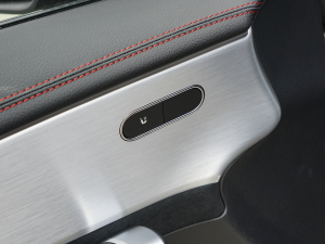 2022Ŀ CLA 200 4MATIC g