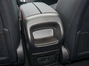 2022Ŀ CLA 200 4MATIC g