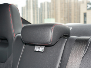 2022Ŀ CLA 200 4MATIC g