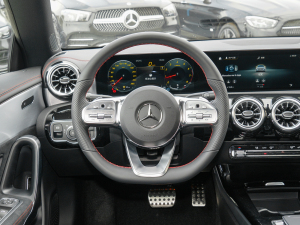 2022款改款 CLA 200 4MATIC 方向盘
