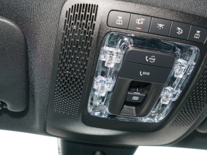 2022��Ŀ� CLA 200 4MATIC �п؅^