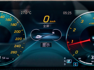 2022��Ŀ� CLA 200 4MATIC �п؅^(q��)