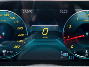 2022��Ŀ� CLA 200 4MATIC �п؅^(q��)