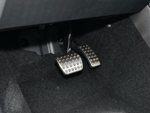 2022��Ŀ� CLA 200 4MATIC �п؅^(q��)