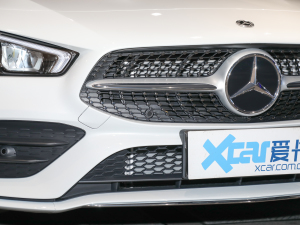 2022Ŀ CLA 200 ^