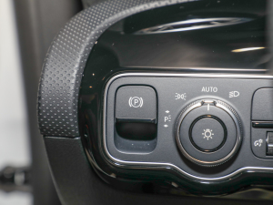 2022Ŀ CLA 200 v܇Ƅ