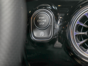 2022Ŀ CLA 200 п؅^