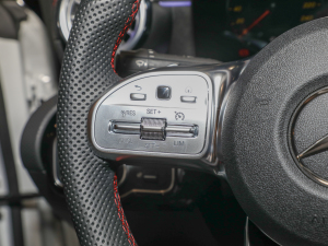 2022Ŀ CLA 200 п؅^