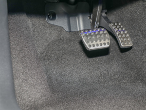 2022Ŀ CLA 200 п؅^