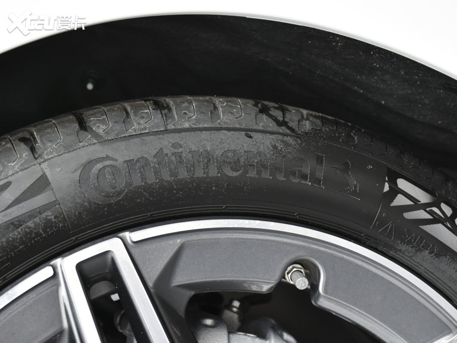 2022��YCLA�C��܇ CLA 200 �C��܇