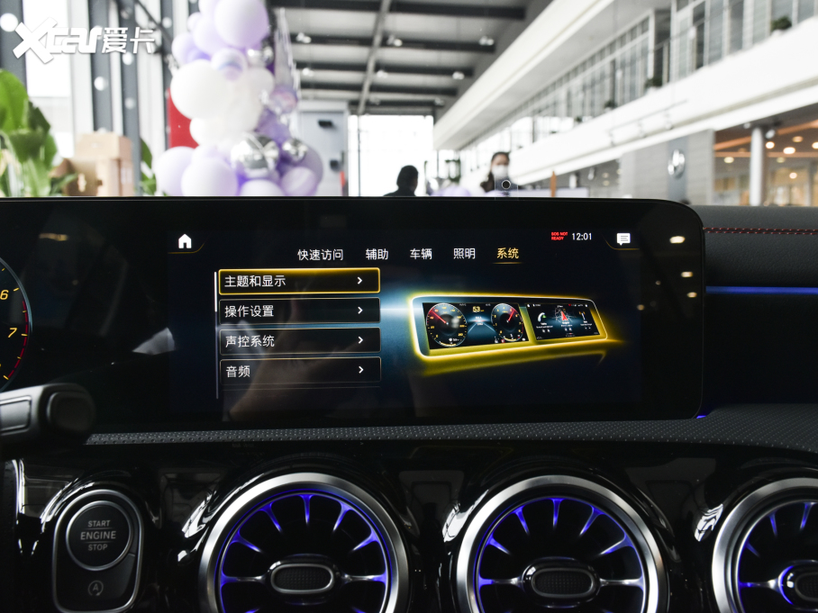 2022��YCLA�C��܇ CLA 200 �C��܇