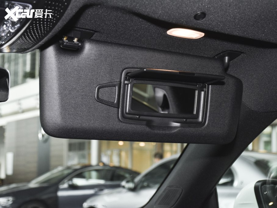 2022��YCLA�C��܇ CLA 200 �C��܇