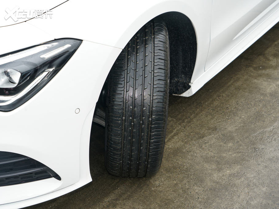 2022��YCLA�C��܇ CLA 260 4MATIC �C��܇