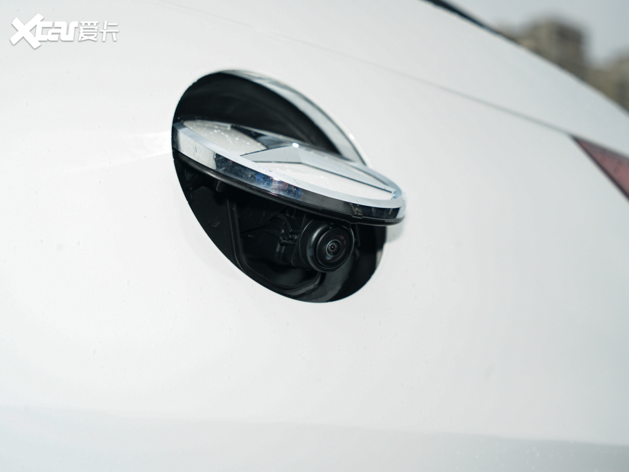 2022��YCLA�C��܇ CLA 260 4MATIC �C��܇