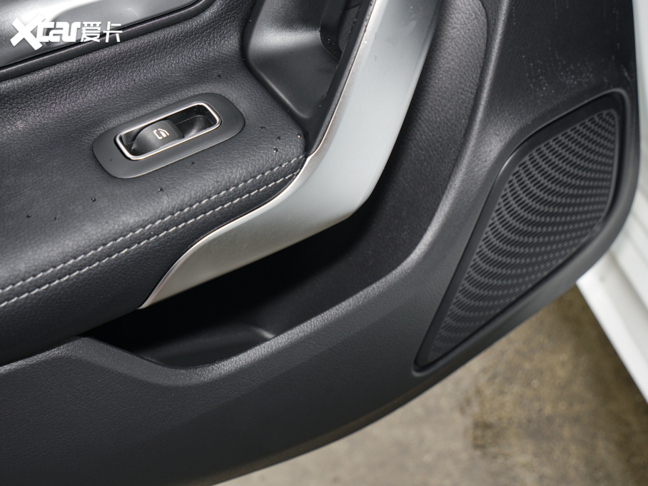 2022��YCLA�C��܇ CLA 260 4MATIC �C��܇