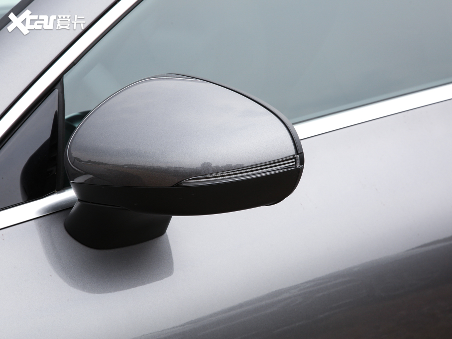 2022��YCLA�C��܇ �Ŀ� CLA 200 �C��܇