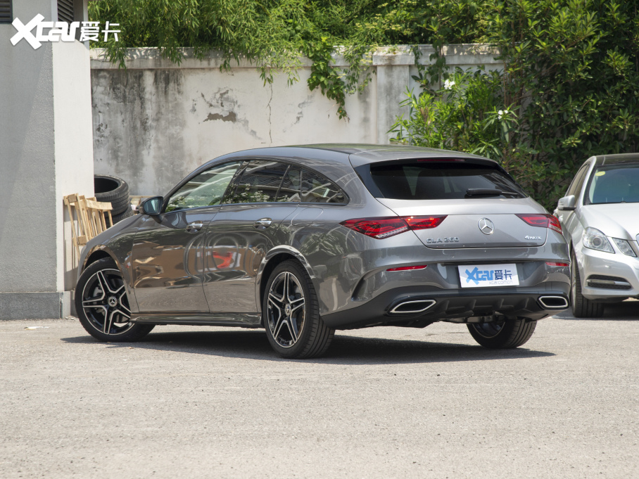 2022��YCLA�C��܇ �Ŀ� CLA 260 4MATIC �C��܇