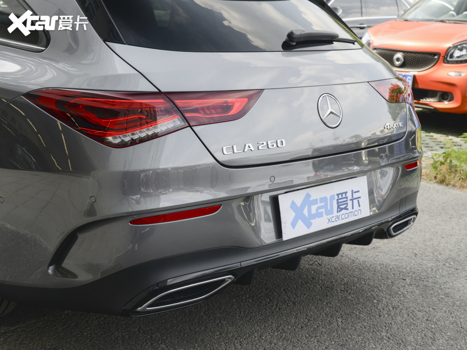 2022��YCLA�C��܇ �Ŀ� CLA 260 4MATIC �C��܇