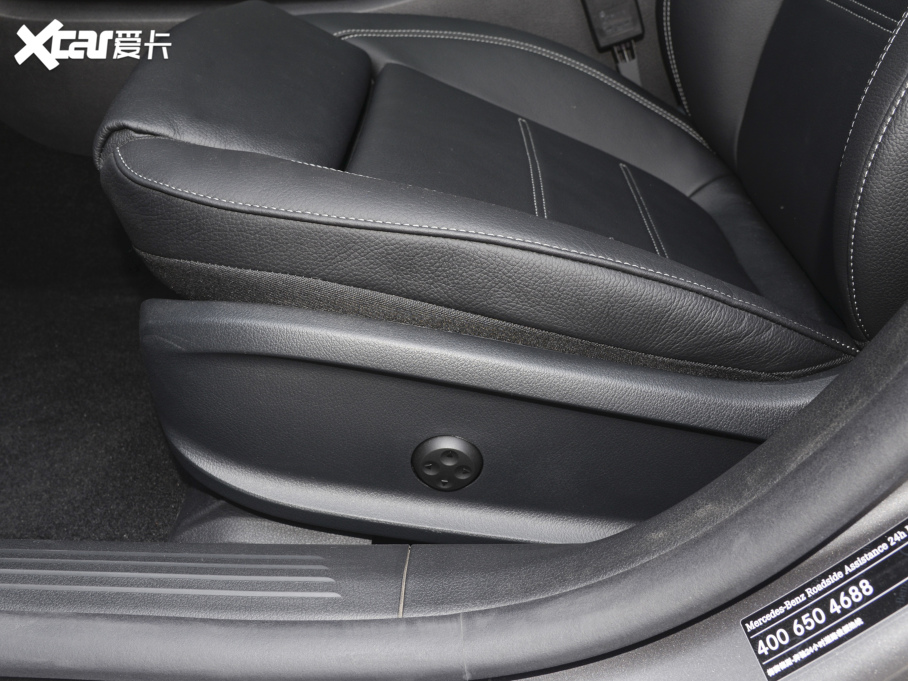 2022��YCLA�C��܇ �Ŀ� CLA 260 4MATIC �C��܇