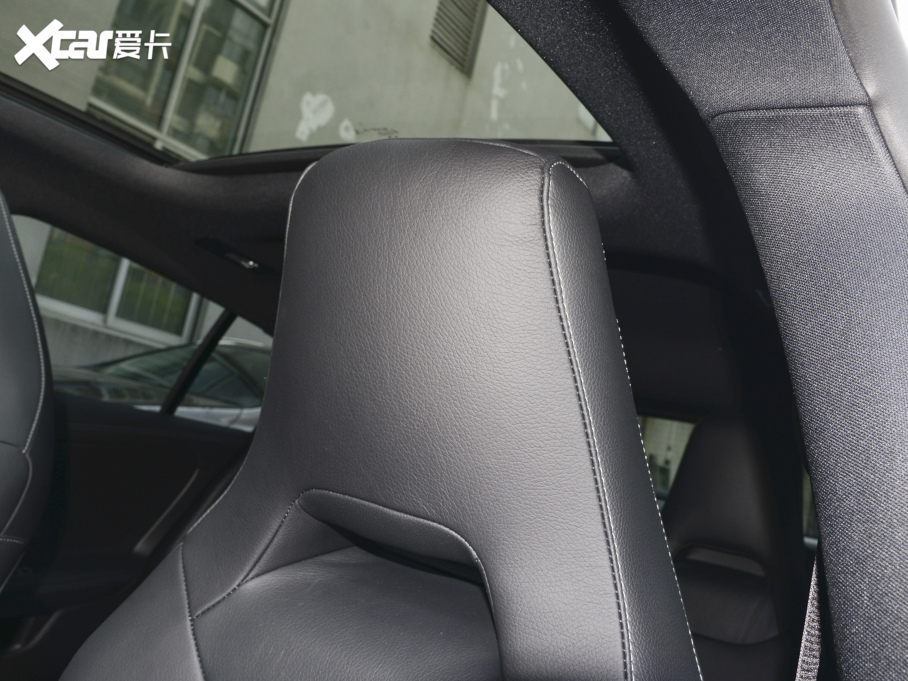 2022��YCLA�C��܇ �Ŀ� CLA 260 4MATIC �C��܇