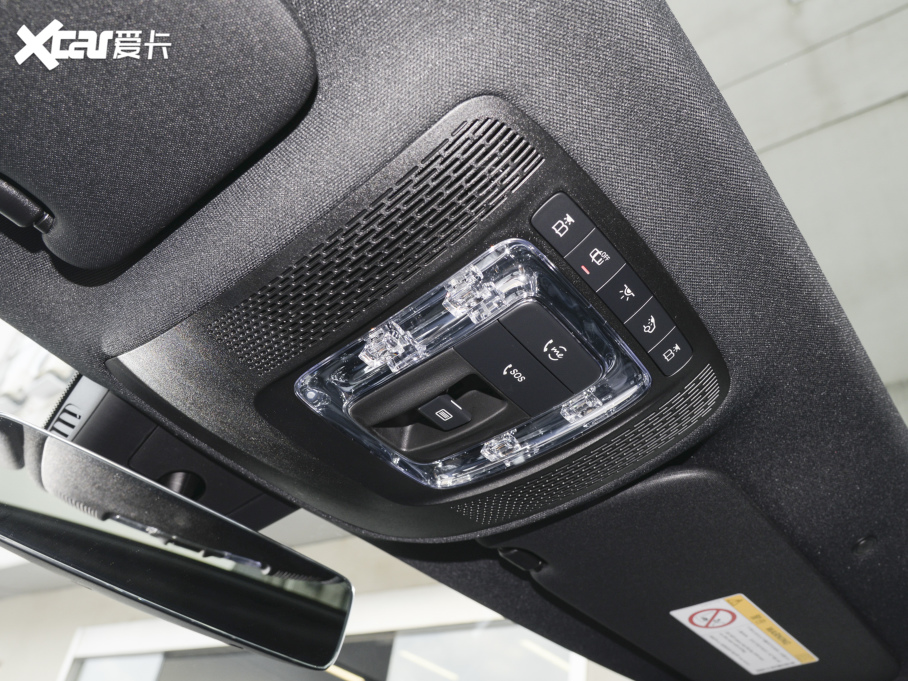 2022��YCLA�C��܇ �Ŀ� CLA 260 4MATIC �C��܇