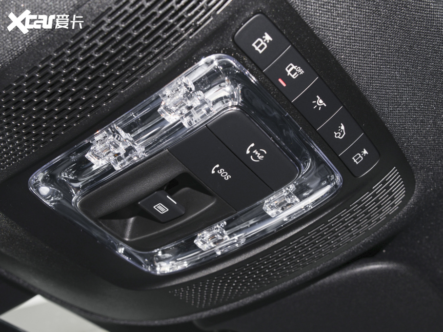 2022��YCLA�C��܇ �Ŀ� CLA 260 4MATIC �C��܇