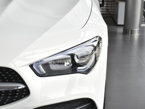 2022��CLA 200 �C��܇ �������^