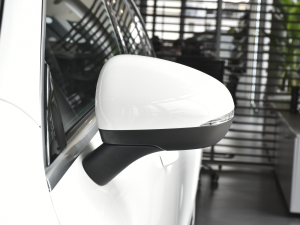 2022��CLA 200 �C��܇ �������^