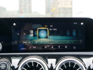 2022��CLA 260 4MATIC �C��܇ ����{(di��o)��(ji��)