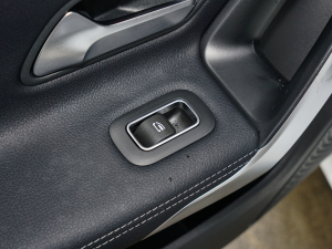 2022��CLA 260 4MATIC �C��܇ ����܇�����ƅ^(q��)