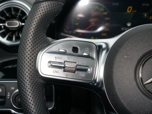 2022��CLA 260 4MATIC �C��܇ �п؅^