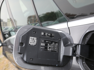 2022��Ŀ� CLA 200 �C��܇ �������^