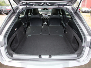 2022��Ŀ� CLA 200 �C��܇ ���g����