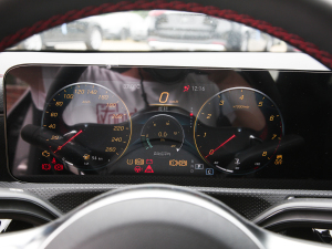 2022��Ŀ� CLA 200 �C��܇ �п؅^(q��)