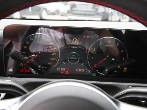 2022��Ŀ� CLA 200 �C��܇ �п؅^(q��)