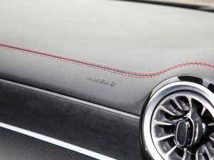 2022��Ŀ� CLA 200 �C��܇ �п؅^(q��)