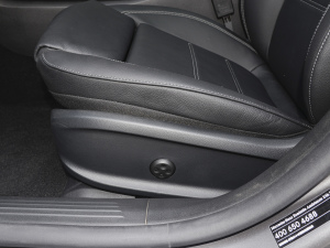 2022��Ŀ� CLA 260 4MATIC �C��܇ ���g����