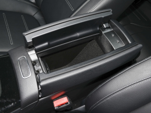 2022��Ŀ� CLA 260 4MATIC �C��܇ ���g����