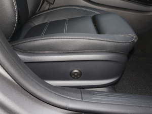 2022��Ŀ� CLA 260 4MATIC �C��܇ ���g����