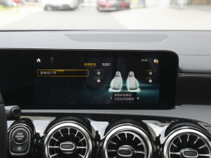 2022��Ŀ� CLA 260 4MATIC �C��܇ �п؅^